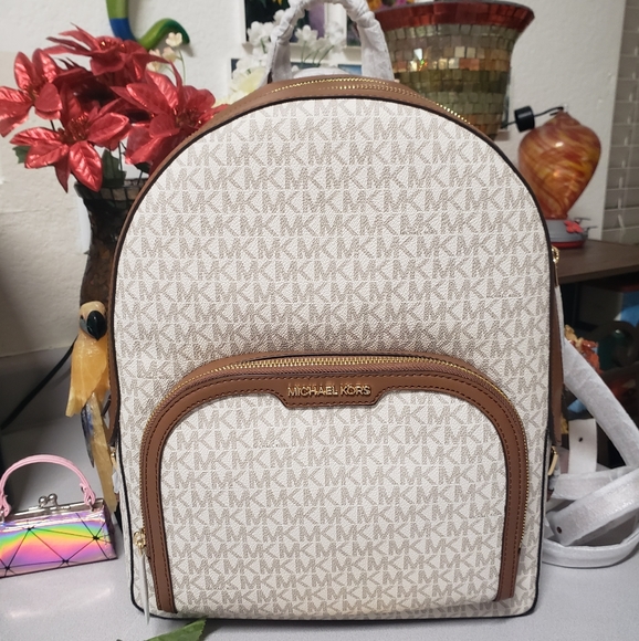 😍NWT Michael Kors Jaycee Large Backpack - Picture 1 of 6
